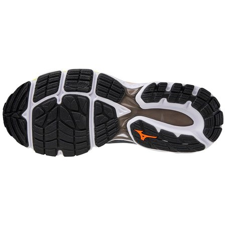 Mizuno Inspire 16